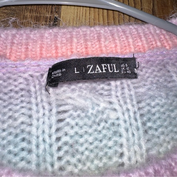 RAINBOW sweater! Super soft! Says L but can fit as a M - Picture 3 of 3